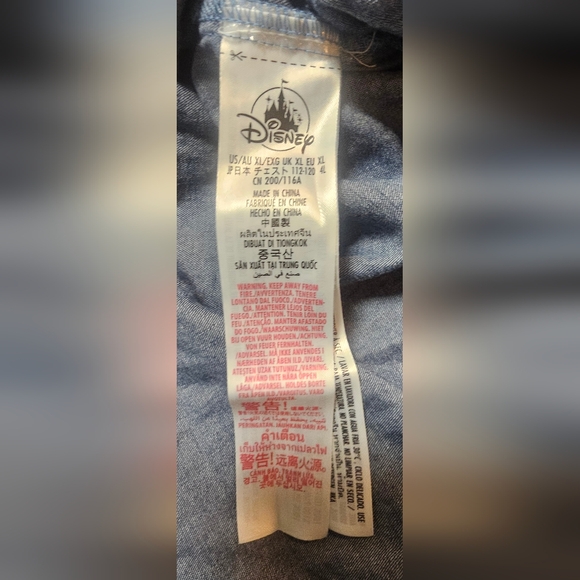 Vintage Disney Parks Her Universe Mickey and Pluto Comic Denim Shirt. Xl - Picture 5 of 15